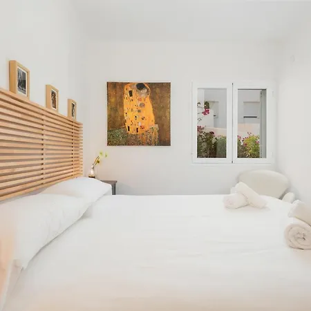 Apartment In First Line Complex In Urbanization Pueblo Mediterraneo, Marbella